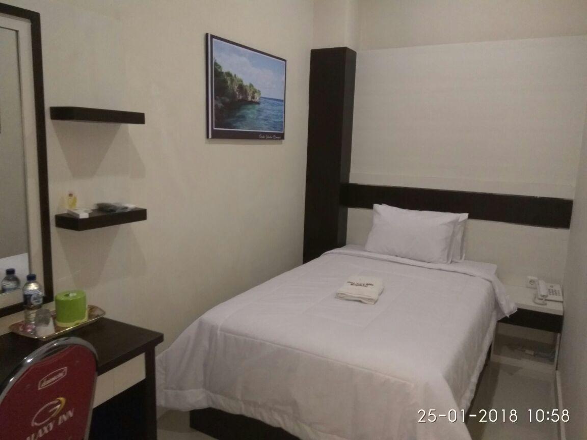 Galaxy Inn Baubau Exterior photo